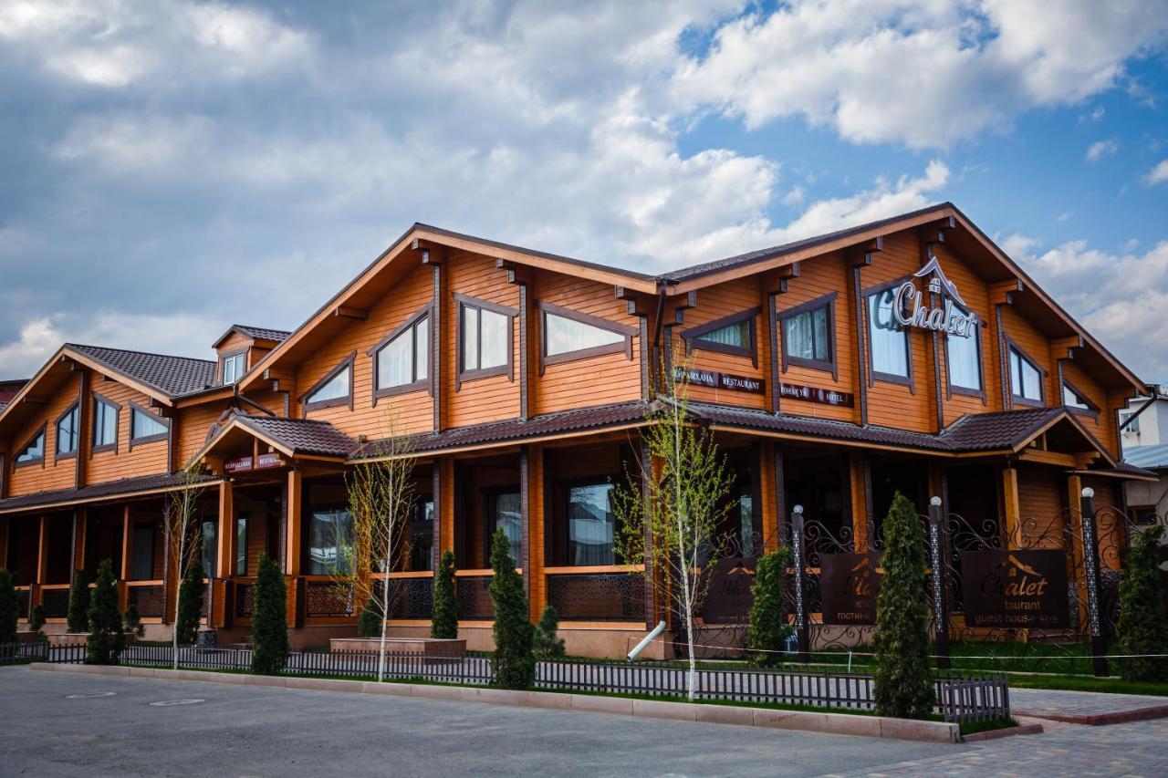 Guest House Chalet Тараз Экстерьер фото